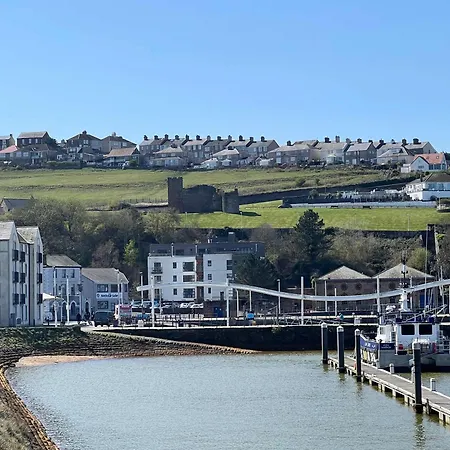 Lovely 1 Bed Harbour-side - Sea Views Διαμέρισμα